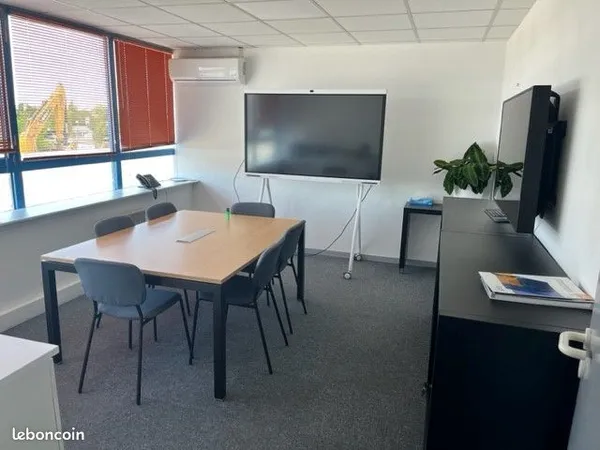 Bureaux Direct Propriétaire 82.6M2
