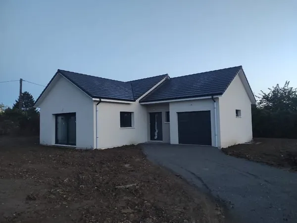 Terrain 600 m²