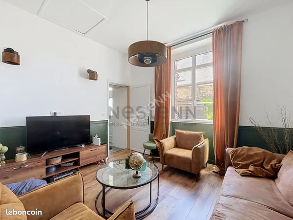 Maison 8 pièces 197 m²