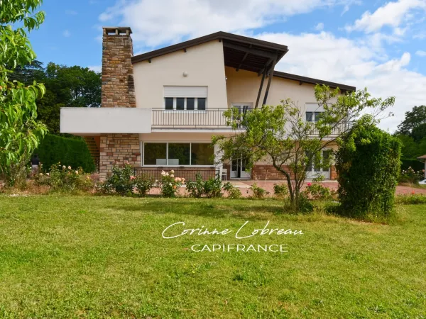 Maison 8 pièces 180 m²
