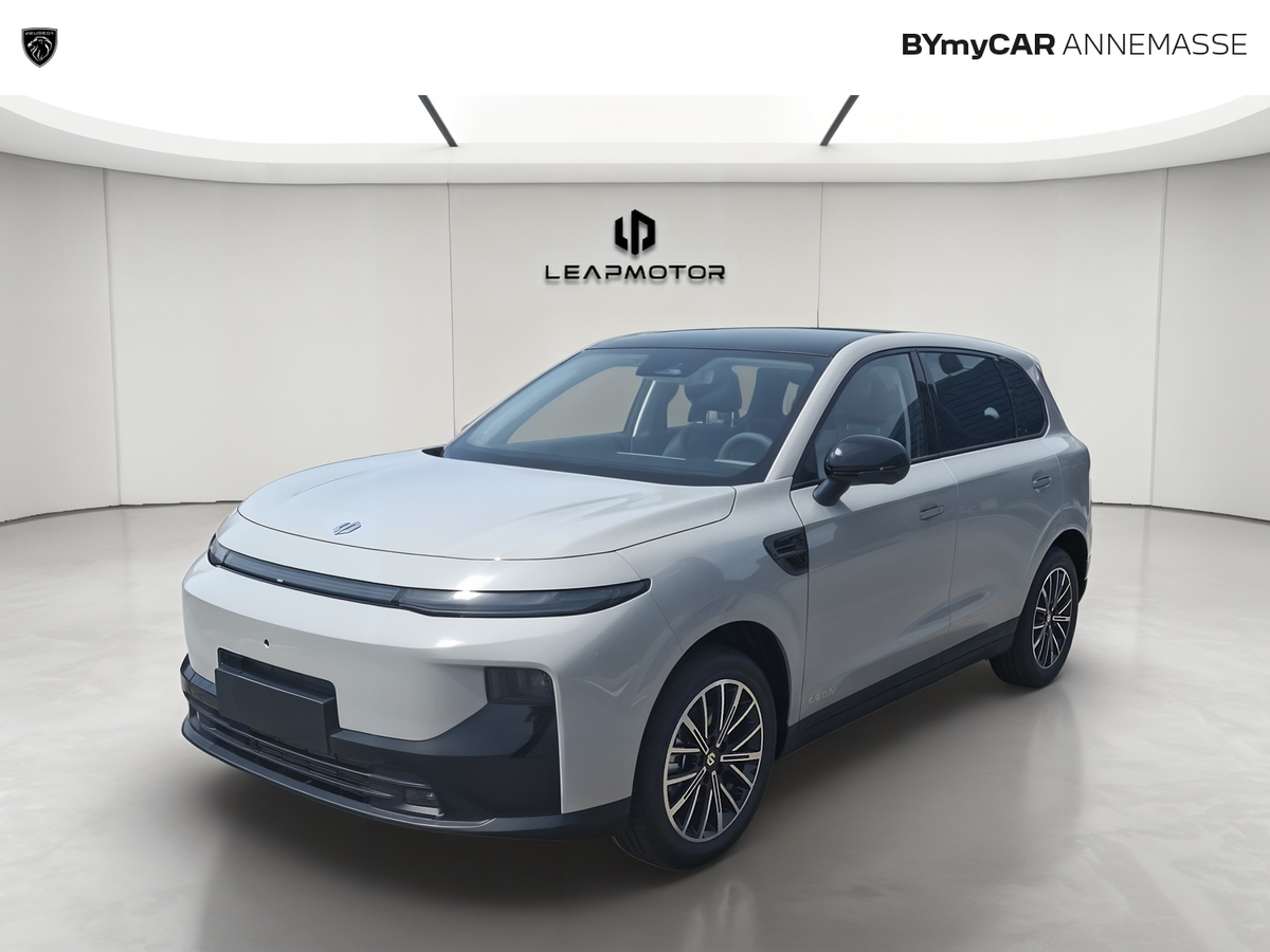 Leapmotor B10 REEV 18.8 kWh - 160 kW — photo 1