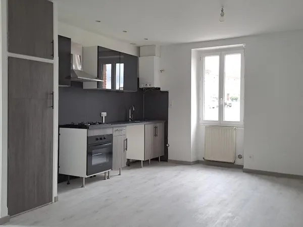 Arthès - Appartement T3 avec garage