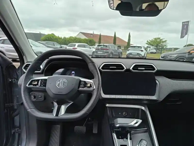 Mg Zs 1.5 l hybrid+ 197 ch — photo 10