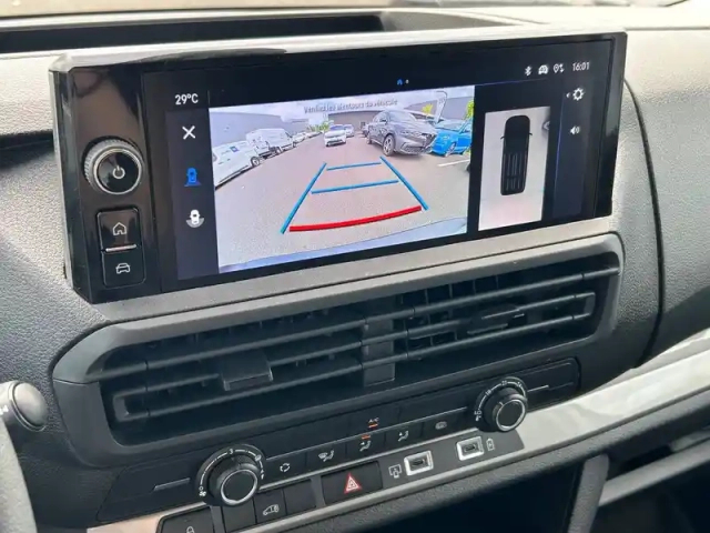 Opel Vivaro fgn taille m bluehdi 145 s&amp;s bvm6 — photo 8