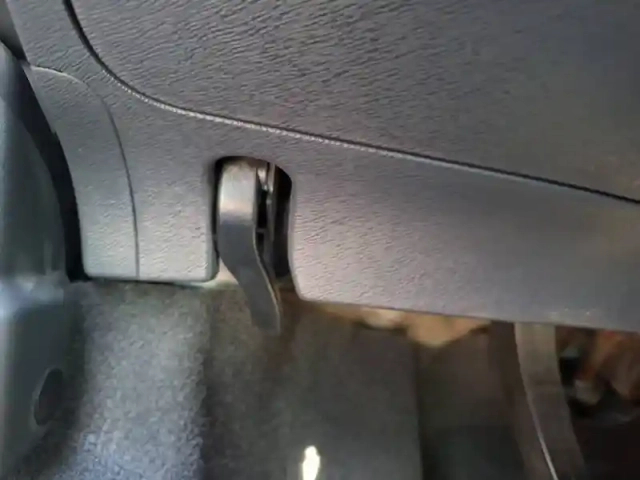 Renault Kangoo blue dci 80 — photo 7