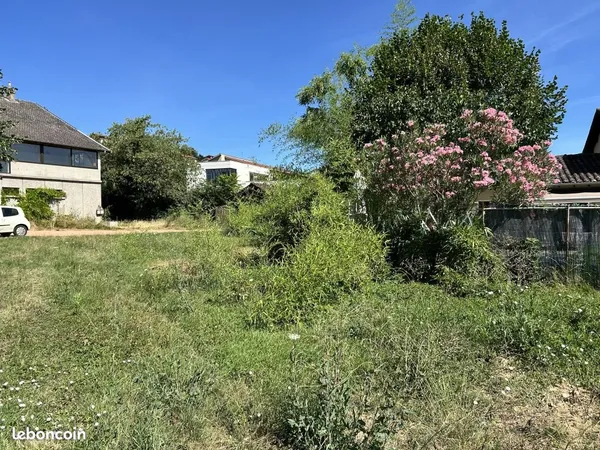 Terrain 740 m² Anse