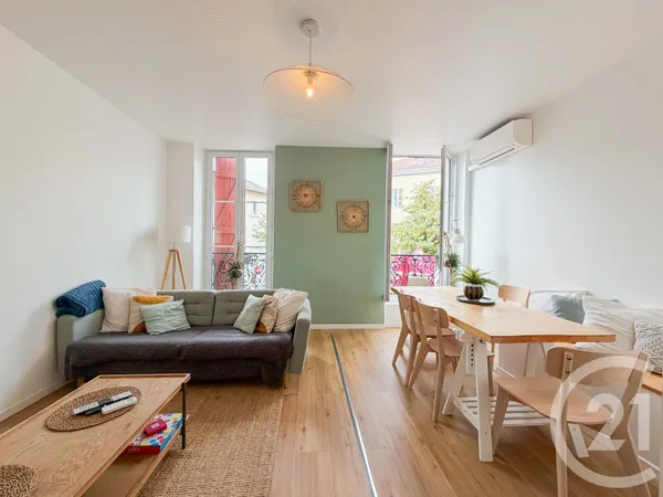 Maison 6 pièces 147 m²
