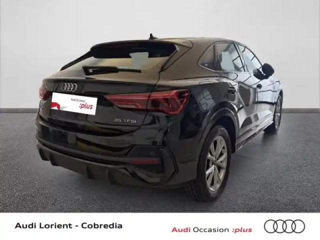 Audi Q3 sportback 35 tfsi 150ch s line s tronic 7 — photo 4