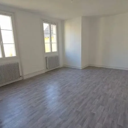 F1 entièrement rénové 34 m² - Dreux hypercentre - gare à 10 min à pied