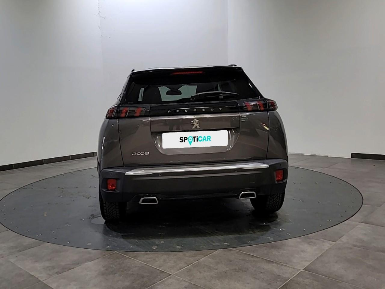 Peugeot 2008 puretech 130 s&s eat8 roadtrip — photo 4