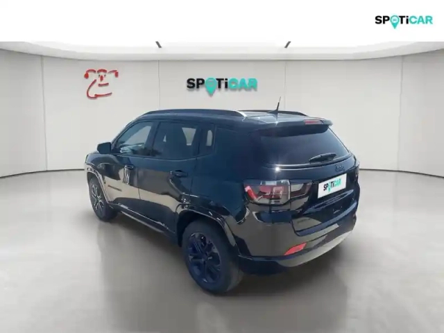 Jeep Compass 1.3 turbo t4 190ch phev 4xe 80th anniversary at6 eawd — photo 3