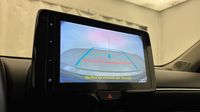 Toyota Yaris 116h Design 5p MY22 — photo 28