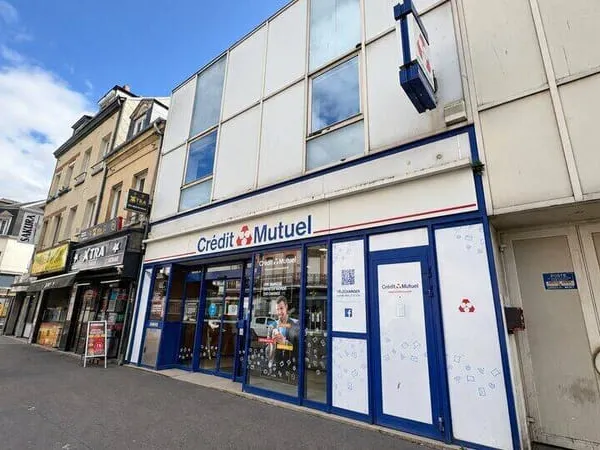 Local commercial 358 m²
