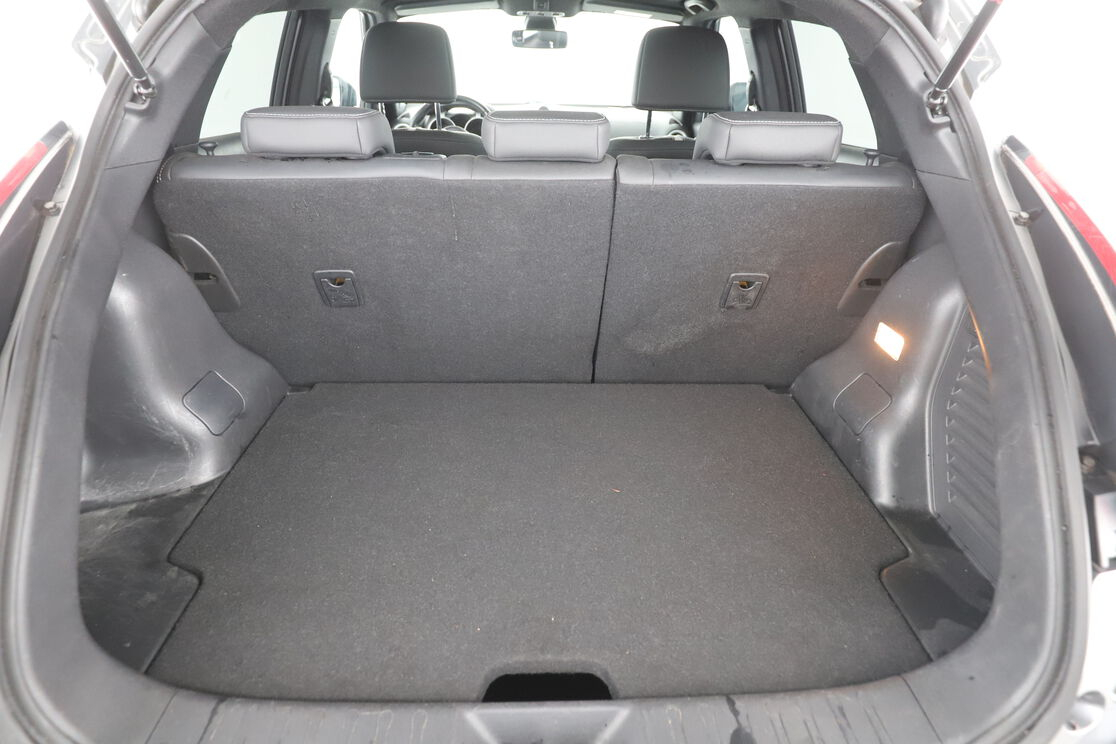 Nissan Juke 1.6 Tekna Xtronic — photo 16