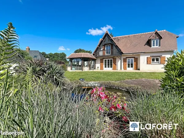 Maison 6 pièces 158 m²