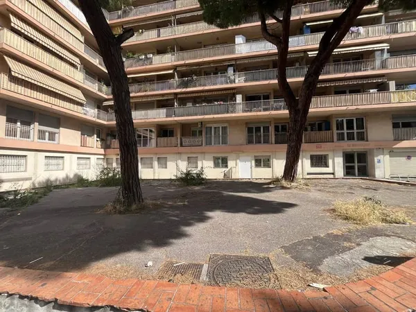 Bureaux 400 m²
