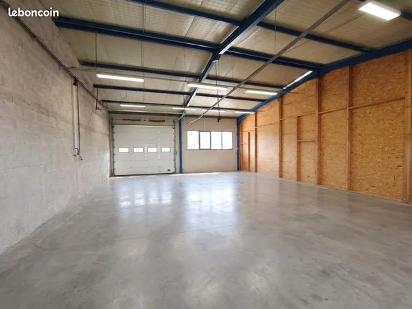 Locaux d'activités 2x170m2