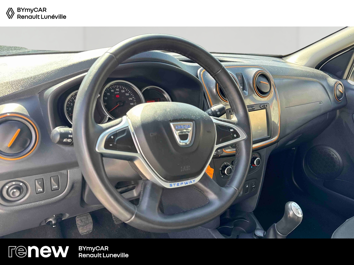 Dacia Sandero TCe 90 — photo 10