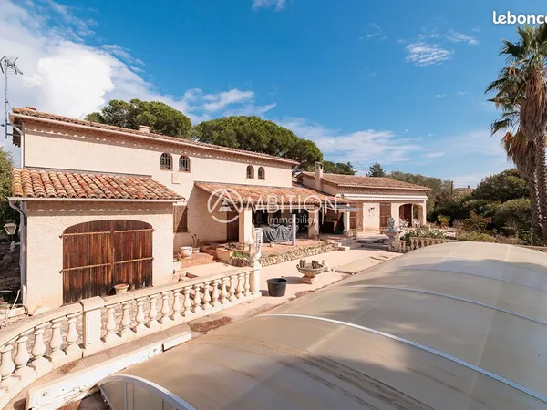 Villa 4 pièces 173 m²