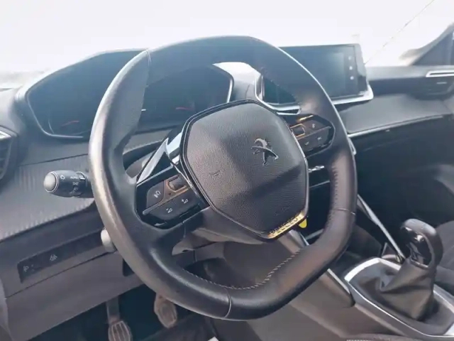 Peugeot 208 puretech 75 s&amp;s bvm5 — photo 29
