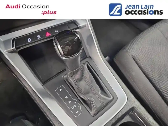 Audi Q3 35 tdi 150 ch s tronic 7 — photo 13