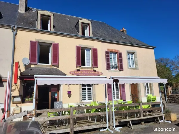 Bar, restaurant 1372 m² Chéniers