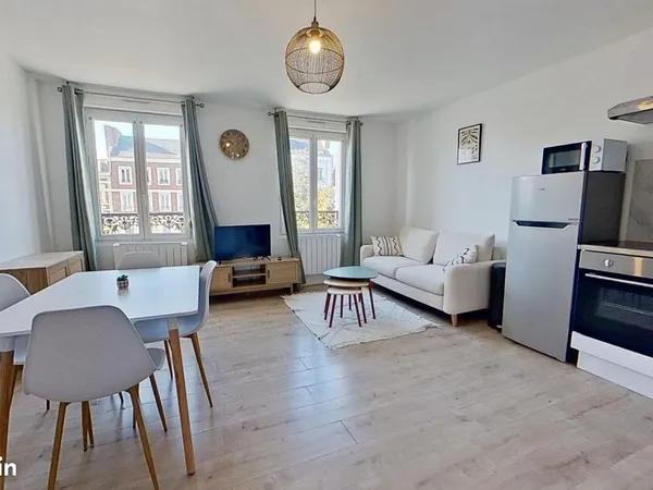 Chambre 4 pièces 63 m²