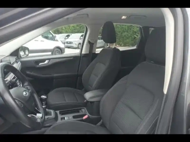 Ford Kuga 1.5 ecoblue 120ch titanium — photo 10
