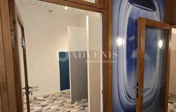 Bureau 167 m²