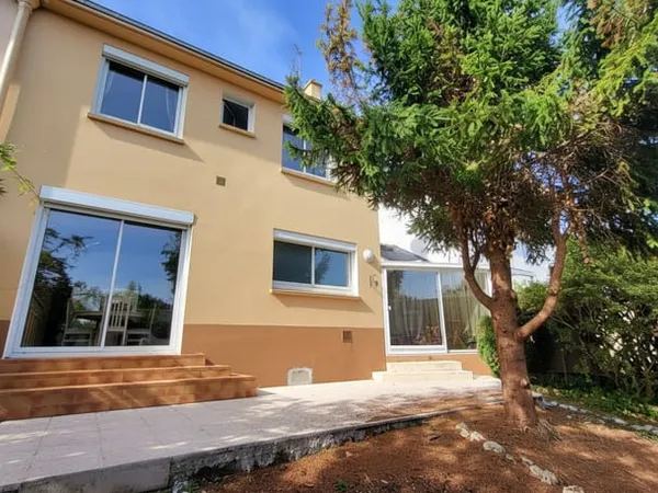 Maison Reze 5 pièce(s) 87 m2