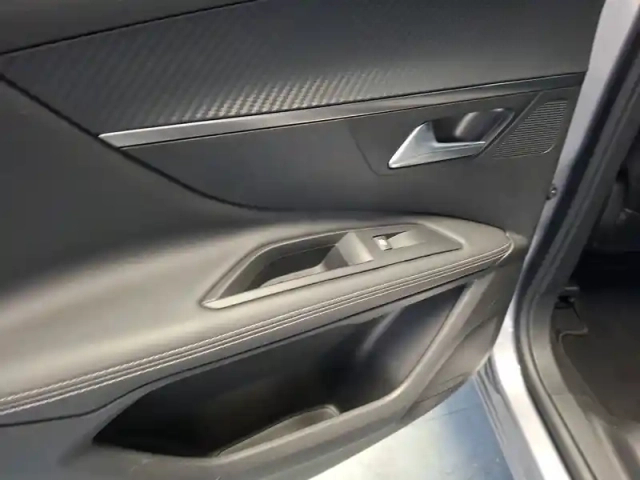 Peugeot 3008 puretech 130ch s&amp;s bvm6 — photo 37