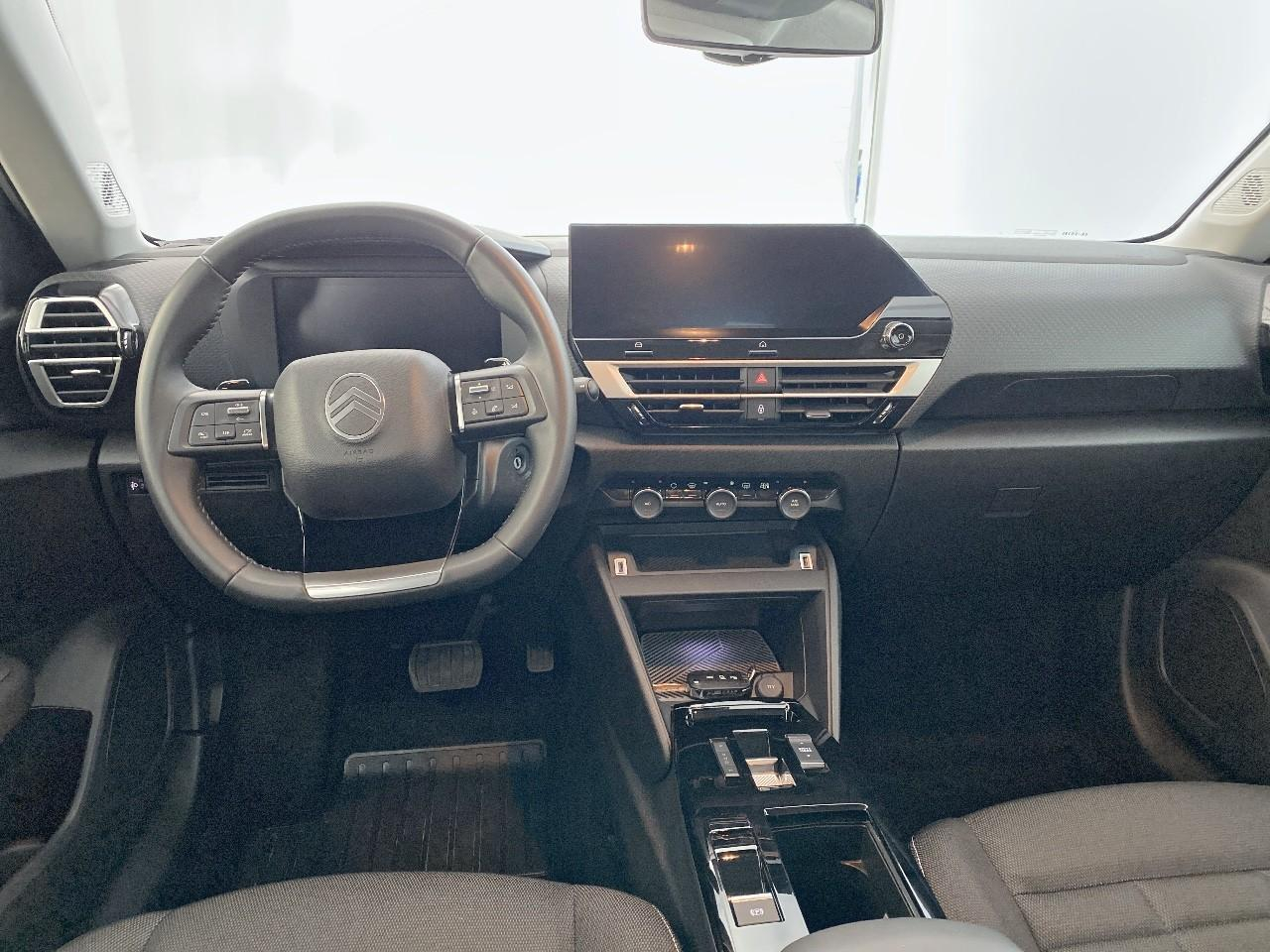 Citroën C4 hybride 136 e-dcs6 plus — photo 8