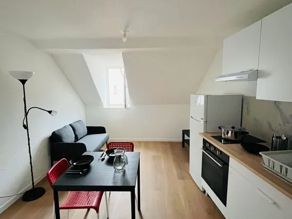 A louer - Appartement F2, meublé, refait à neuf - Proche du centre-ville d'Audincourt
