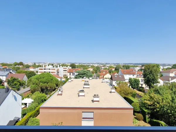 AU COEUR DE CRETEIL VILLAGE