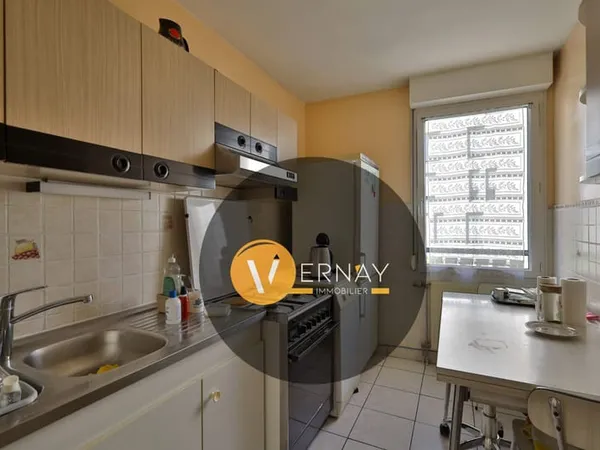 Appartement type T3 - 76,56 m2 habitables (loi carrez) - BA