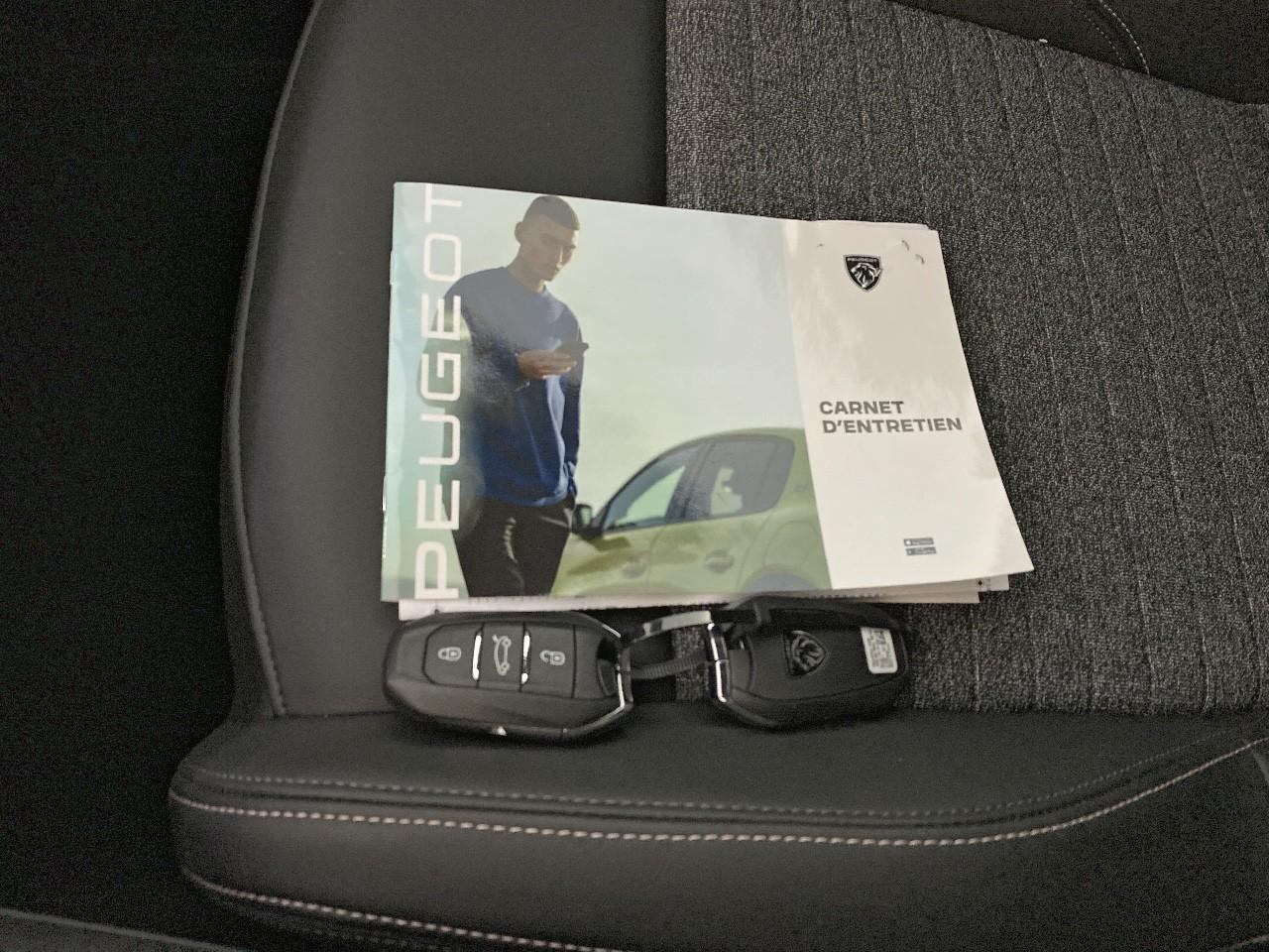 Peugeot 5008 hybrid 145 ch e-dcs6 allure — photo 18