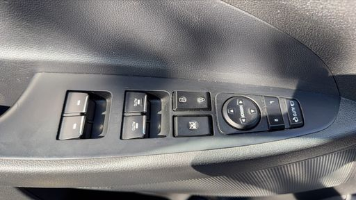 Hyundai Tucson 1.6 CRDi 136 DCT7 - Creative – 2019 – 154272 km – Diesel – Boîte Automatique — photo 9