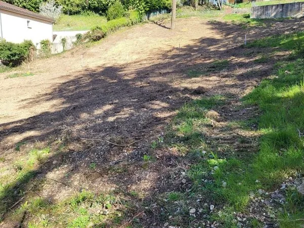 Terrain 485 m²