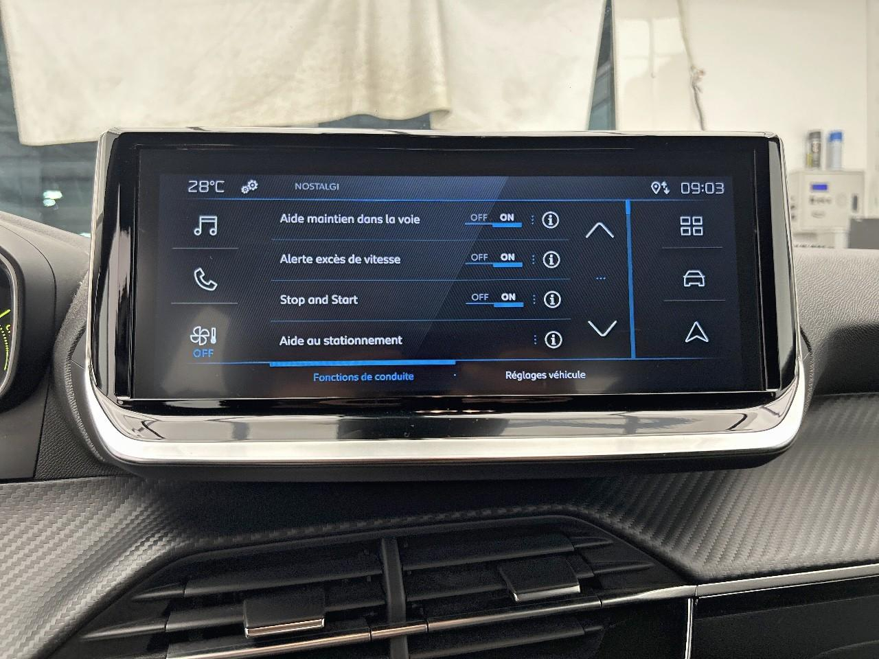 Peugeot 2008 hybrid 136 e-dcs6 active — photo 11