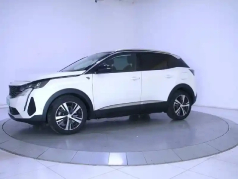Peugeot 3008 hybrid 225 e-eat8