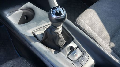 Toyota C-HR 1.2 T 116 2WD - Dynamic – 2018 – 45335 km – Essence – Boîte Manuelle — photo 10