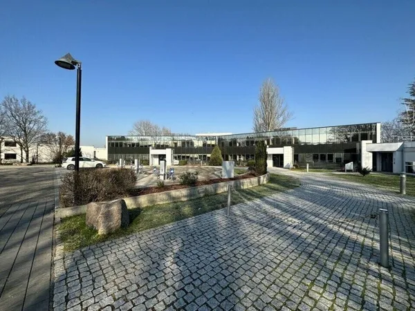Bureaux 293 m²