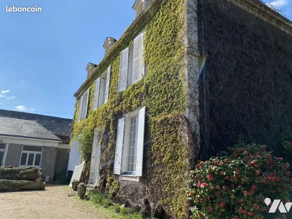 Maison 11 pièces 264 m²