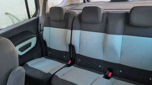 Citroen Berlingo 1.5 BlueHDi 102 - Feel – 2020 – 145487 km – Diesel – Boîte Manuelle — photo 18