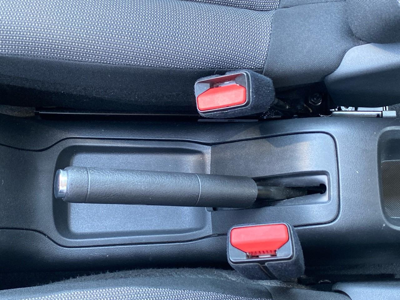 Citroën C3 1.5 bluehdi 100ch s&s feel business e6.d — photo 18