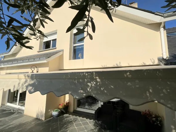 Vends maison avec piscine - 210m²
