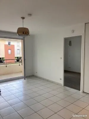 Appartement 2 pièces 39m2 lumineux dans résidence calme et arborée