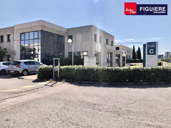 A louer local mixte 330m² en RDC+1 Aix-en-Provence