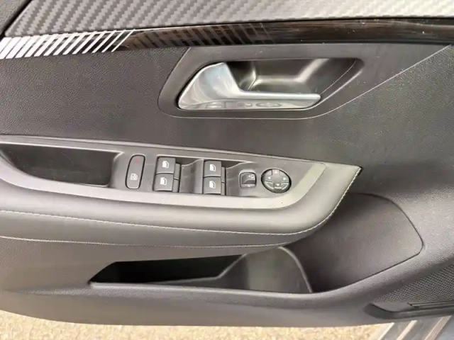 Peugeot 208 100 s&amp;s bvm6 — photo 27