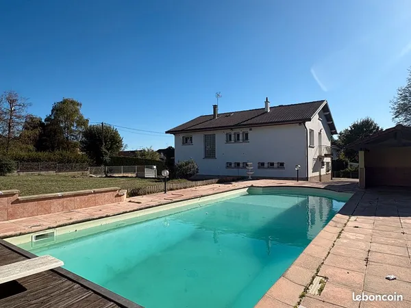 Maison 6 pièces 181 m²